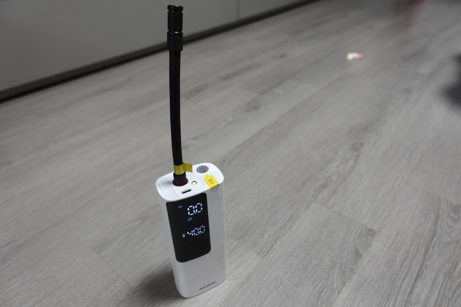 아이나비 타이어 공기압 주입기 호스 결합