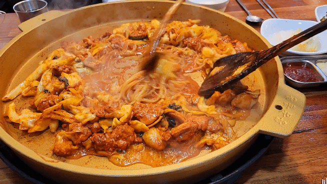 호반닭갈비쫄면사리