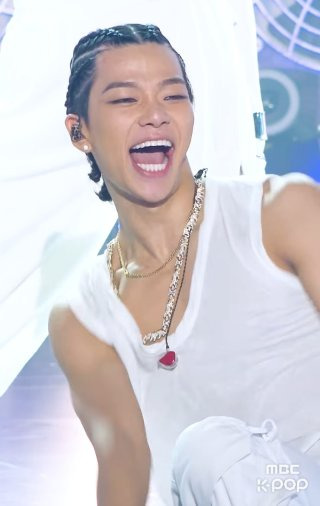 올데이 프로젝트 타잔 프로필