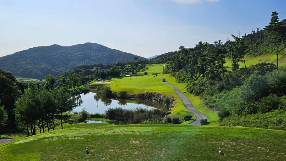 골프장 경험담 충주 세일cc 샷의 정교함이 필요한 골프장