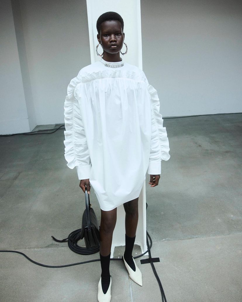 질샌더-JILSANDER-2024-여성복-리조트-컬렉션-캠페인-화보-사진