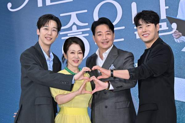 기쁜 우리 좋은 날 시사회