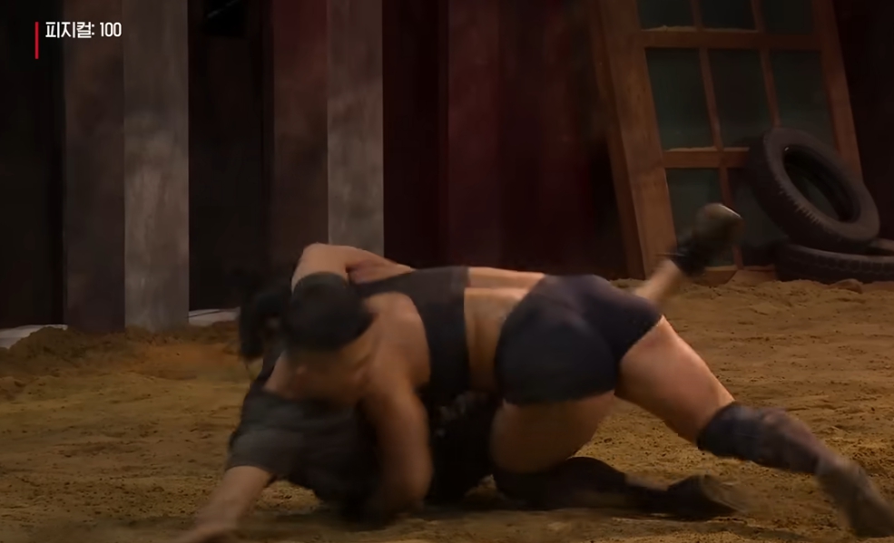 넷플릭스 피지컬 100 3화 앞두고 박형근 김춘리 가슴 명치 가격 논란 프로필 나이