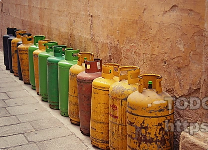 도시가스-요금인상-해결-가스통 모음