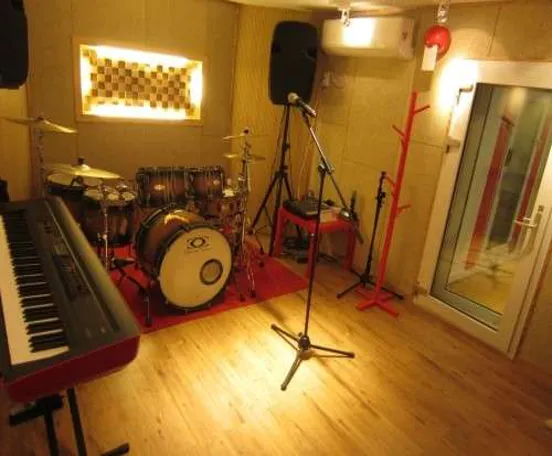 닥터 레드 뮤직 음악학원