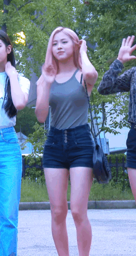 ITZY 류진 시스루 섹시 브래지어 노출