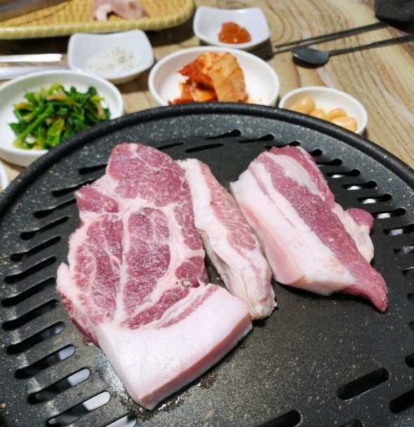 백반기행-함양-흑돼지-목살-월산식당