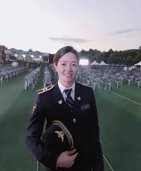 경찰공무원 공채 vs 특채 완벽 비교! 2025년 기준 응시자격&amp;#44; 경쟁률&amp;#44; 합격률&amp;#44; 장단점