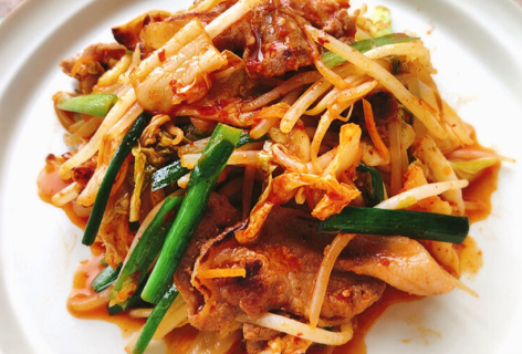 돼지 김치.