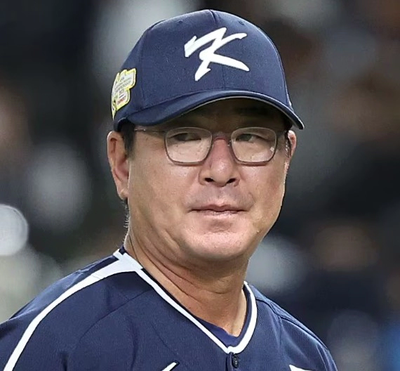 류중일 야구 대표팀 감독 선임 재계약 이유 및 임기