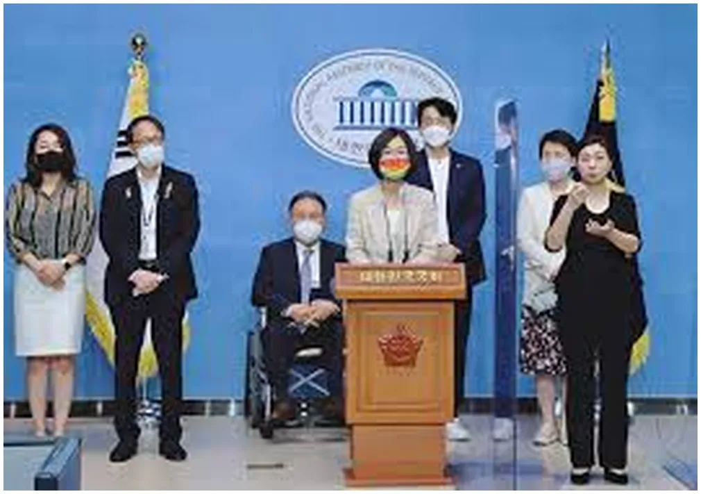 이상민 탈당