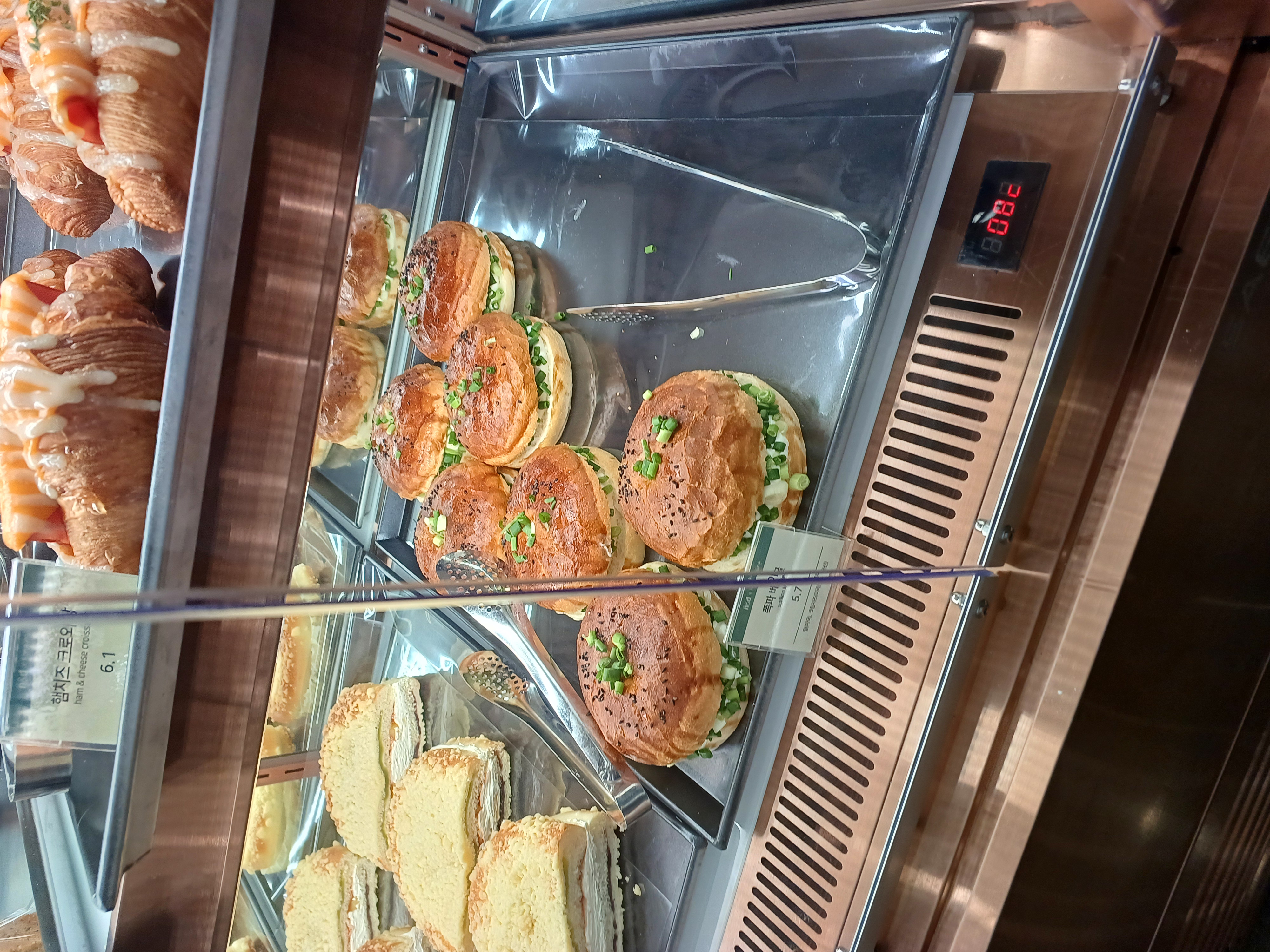 카페 N&amp;D 빵 쪽파바게트