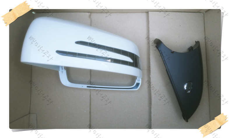 벤츠GLA 중고사이드미러 상단커버와 하단커버