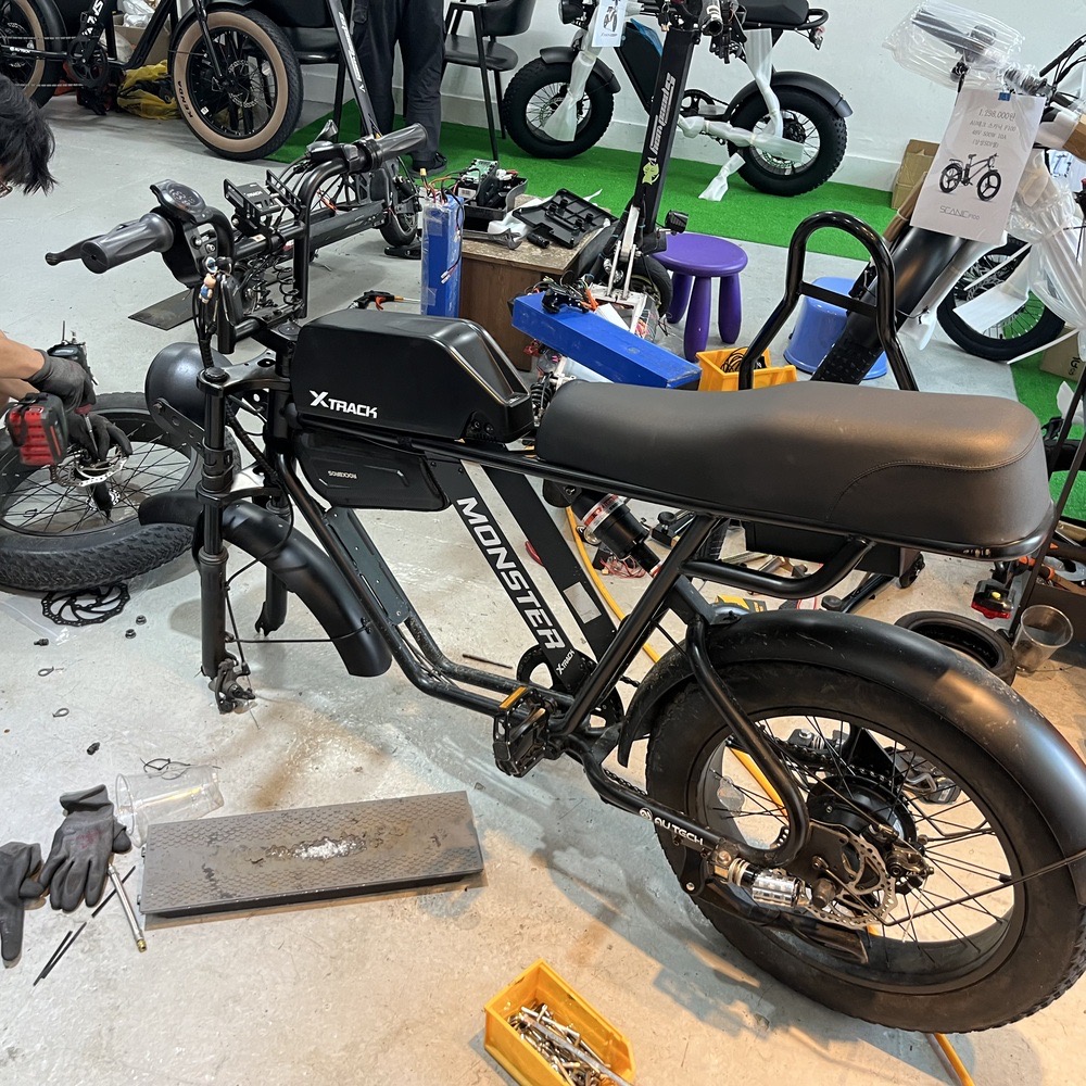 AU테크 엑스트랙 몬스터 B 브레이크 소음 : 수원 전기자전거 수리