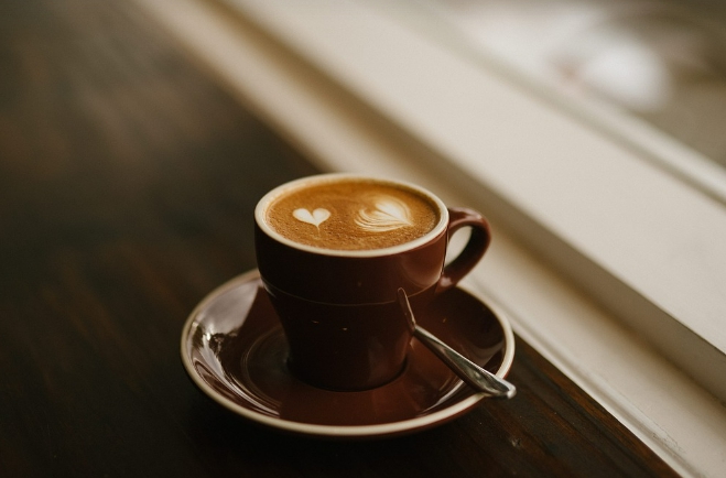 커피 속 숨겨진 성분들이 뇌에 미치는 놀라운 영향