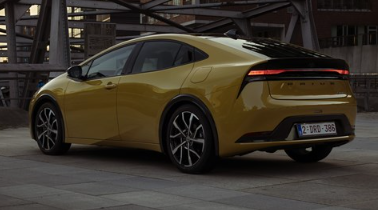 토요타 프리우스 플러그인 하이브리드 외부디자인