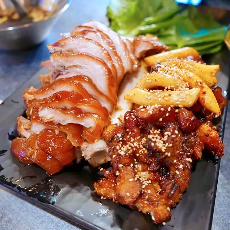 돈 잘버는 젊은사장 강남구 배달 1위 직화 불족발, 핫 로제 족발, 부드러운 뒷발 족발 논현동 영동시장 먹자골목 족발집 맛집 서장훈 주우재 추천 소개