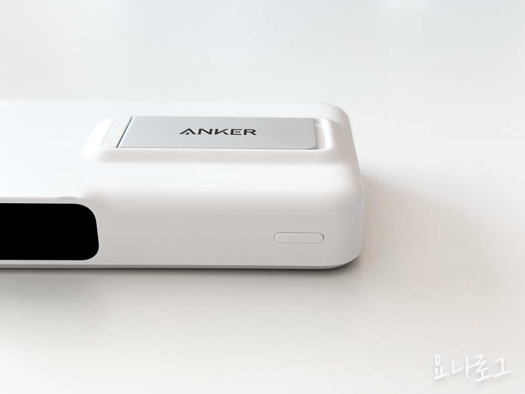 아이폰보조배터리 보조배터리 보조배터리추천 아이폰 앤커 앵커 앵커보조배터리 앤커보조배터리 무선충전 무선보조배터리 Anker AnkerMagGo 앵커맥고 앤커맥고 여행준비물 여행필수템 발열없는보조배터리 여행준비
