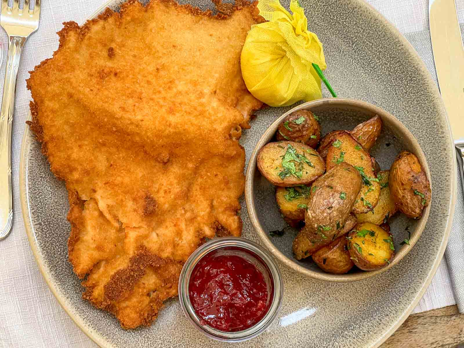 슈니첼(Schnitzel)