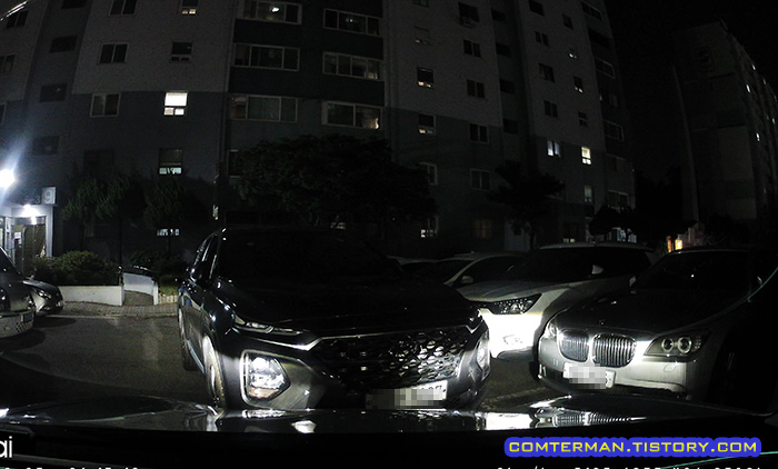 테슬라 30% 틴팅 어두운 야외 주차장