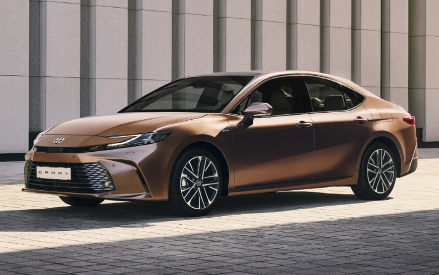 25년형 도요타 캠리 하이브리드 사진