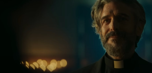 버드-박스-바르셀로나-천주교-신부