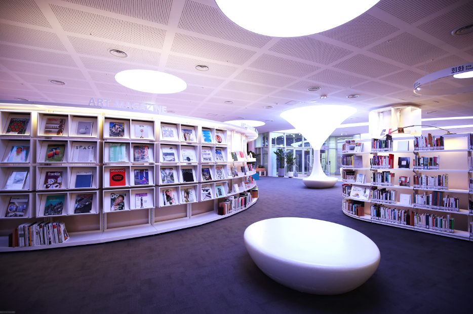 책 읽기 좋은 핫플 추천 BEST 3 (독서 몰입도 1000% 상승)