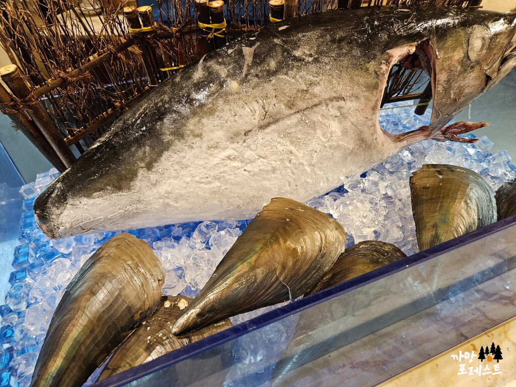 더 리버사이드 호텔 뷔페 해산물