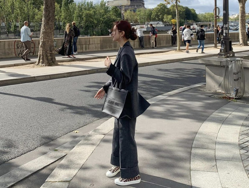 수지 사복 패션