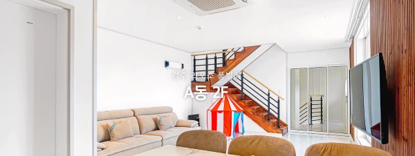 풀빌라_거실공간