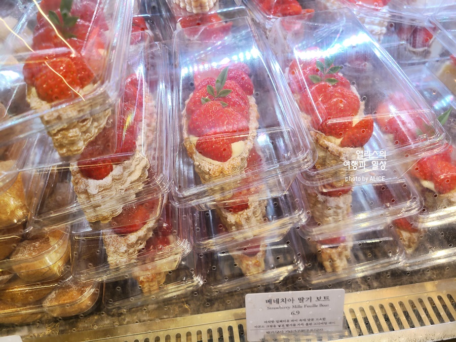 파리크라상 더 현대 서울 딸기 메뉴 디저트 케이크 타르트 티라미수 가격