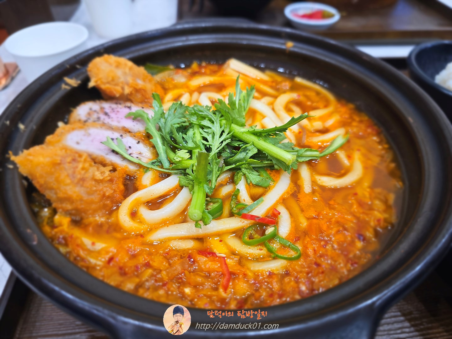 히레카츠 김치우동 나베