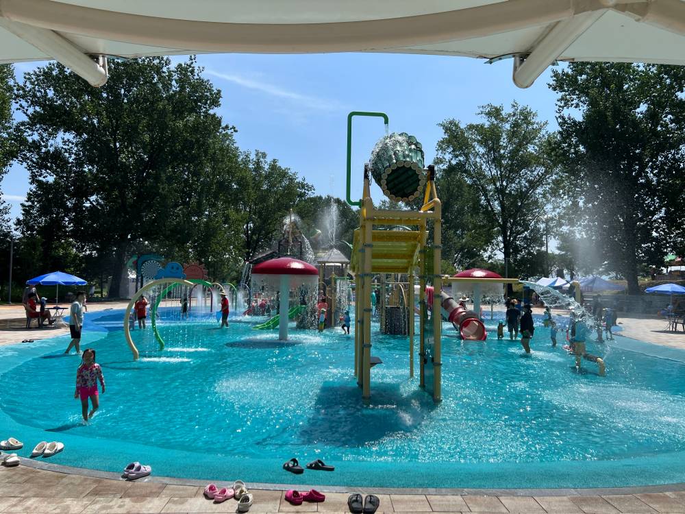 진천 백곡천 물놀이장