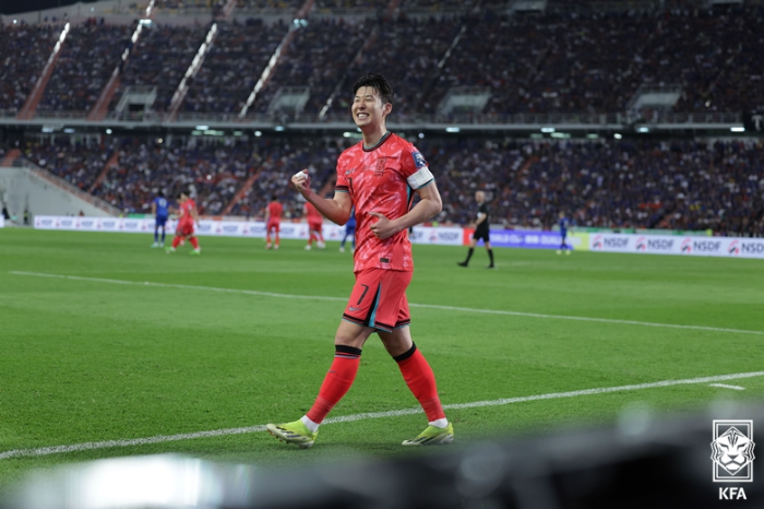 손흥민-이강인
