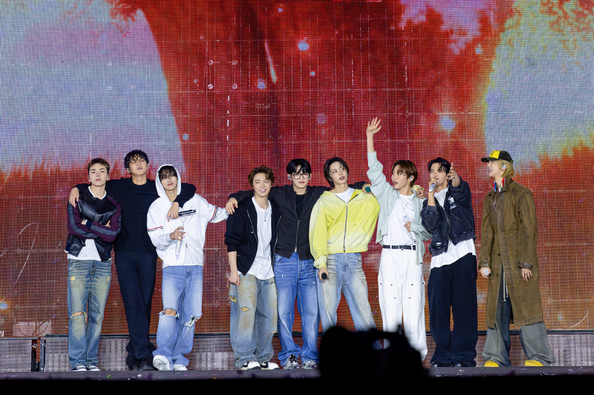 세븐틴 전원 재계약