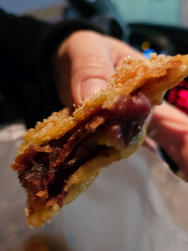 동성로꽈배기 팥도너츠