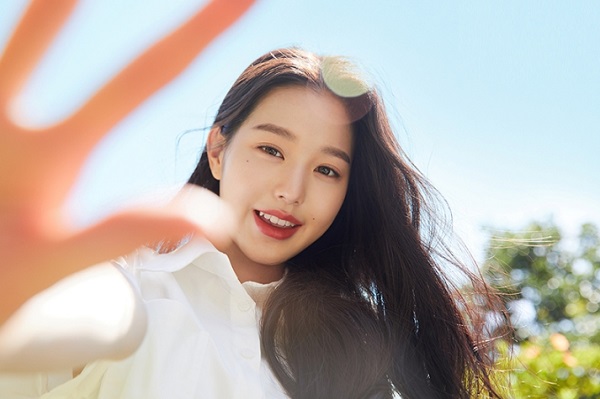 장원영 국적 중국 혼혈 박주비 키 몸무게 나이 프로필 미우미우 지드래곤 열애설