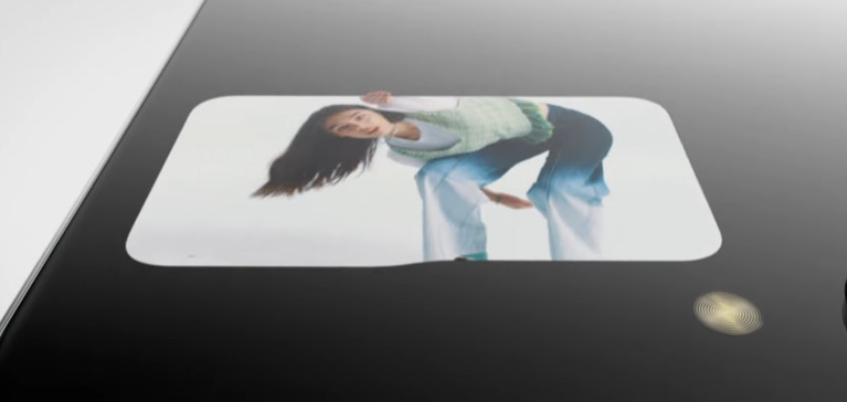 갤럭시Z플립6 광고 한장면