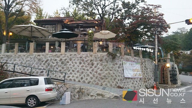 삼청동 카페거리 이미지-1