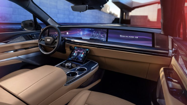 미래가 도로 위로 날아왔다 &mdash; 2026 캐딜락 에스컬레이드 IQ, 진짜 끝판왕 전기 럭셔리 SUV의 실체