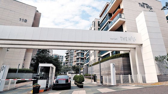 박효신 79억짜리 '한남더힐' 72평 경매 나왔다…왜?