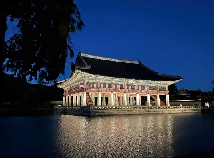 경복궁-야간사진1
