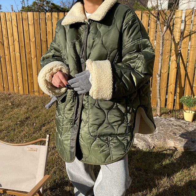 오버핏 누빔 깔깔이 덤블 패딩 야상