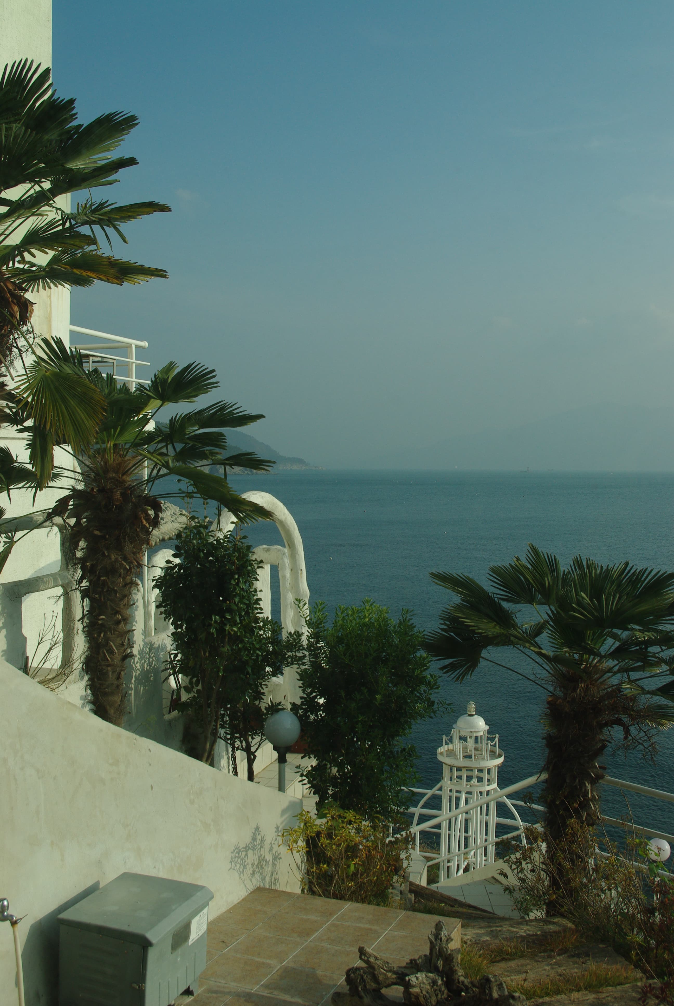 바다로 내려가는 길