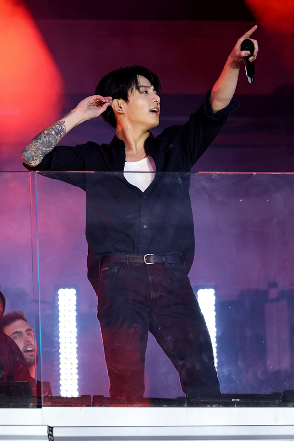 방탄소년단 정국 &#39;TSX&#39; 현장 포토 [사진=Jamie McCarthy/Getty Images for TSX Entertainment]
