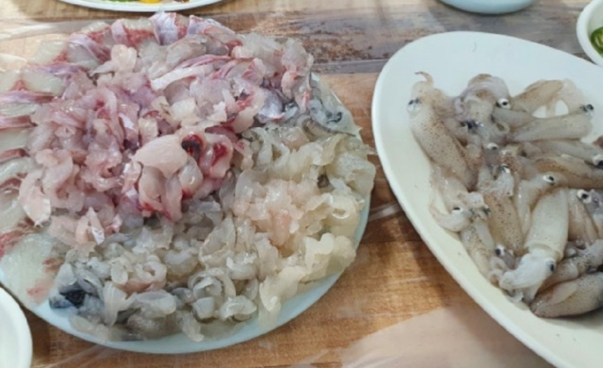 백반기행-창원-횟집-남흥횟집-최은경