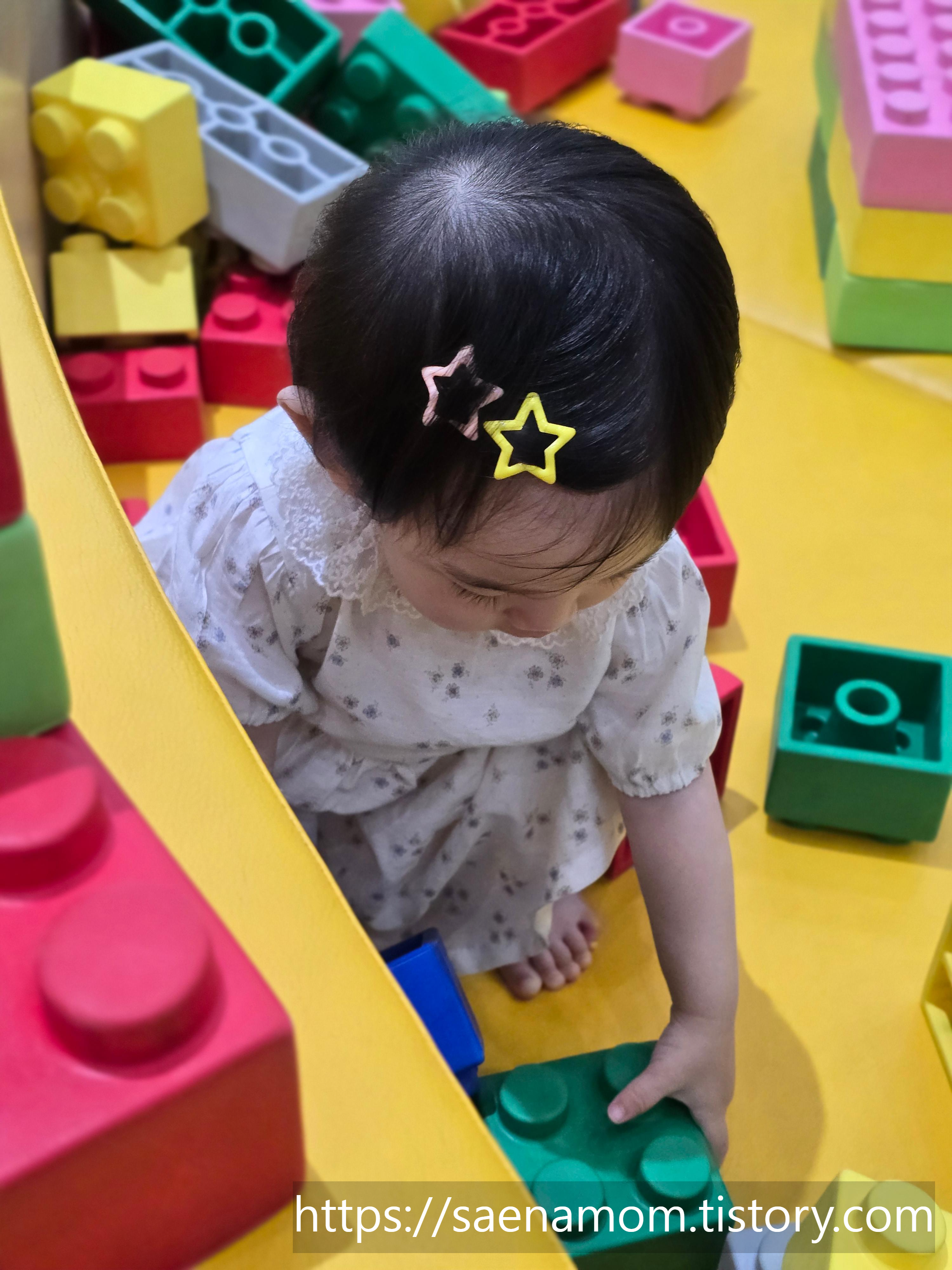 아기 놀이에 엄마 리액션은 어디까지 해야 할까요? 아이 주도 놀이를 돕는 반응 기준