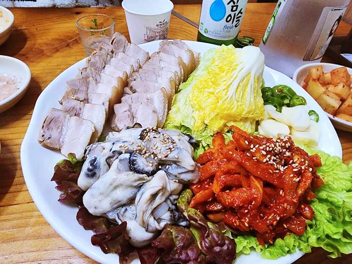 식객 허영만 백반기행 박은영 편 콩나물 해장국 24시간 영업 전주 콩나물 국밥 보쌈 관악 서울대입구 맛집 소개