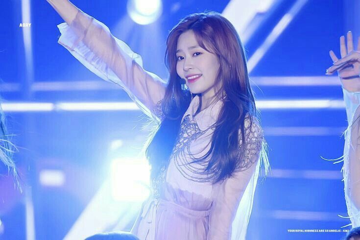 아이즈원 김민주 최애사진