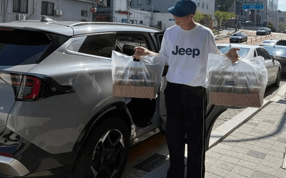 폭염 속 커피 100잔”… 시민의 깜짝 선물